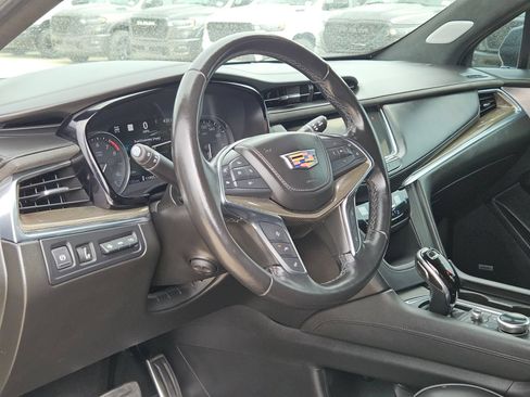Used 2020 Cadillac XT5 Sportv w/ Platinum Package AWD/4WD image 10