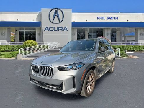 Used 2026 BMW X5 xDrive40i AWD/4WD image 3
