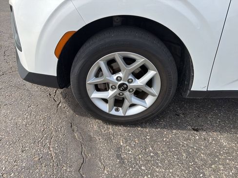 Used 2020 Kia Soul S image 4