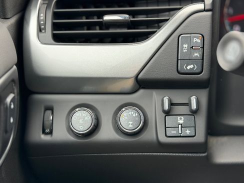 Used 2020 Chevrolet Tahoe LT image 7