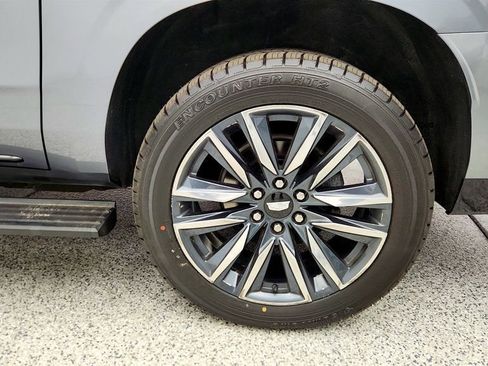 Used 2021 Cadillac Escalade ESV Sport w/ Driver Assist Tech Package image 9