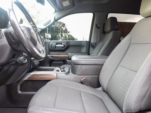 Used 2021 Chevrolet Silverado 1500 LT Trail Boss image 17