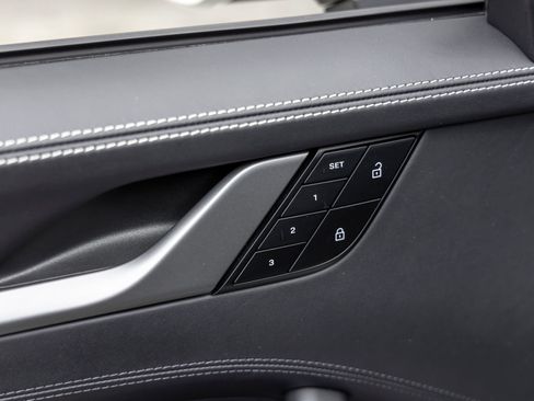 Certified 2022 Porsche 911 Carrera 4S AWD/4WD image 28
