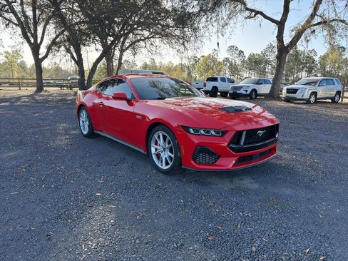 Used 2024 Ford Mustang GT Premium image 8