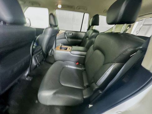 Used 2024 Nissan Armada SL w/ Captain's Chairs Package image 29