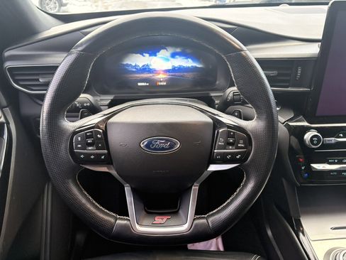 Used 2021 Ford Explorer ST w/ Equipment Group 401A image 24
