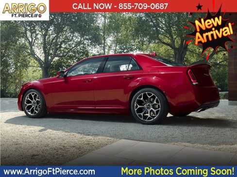 Used 2023 Chrysler 300 S RWD image 1