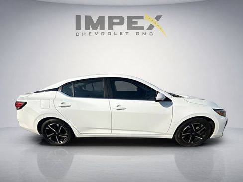 Used 2025 Nissan Sentra SV FWD image 6