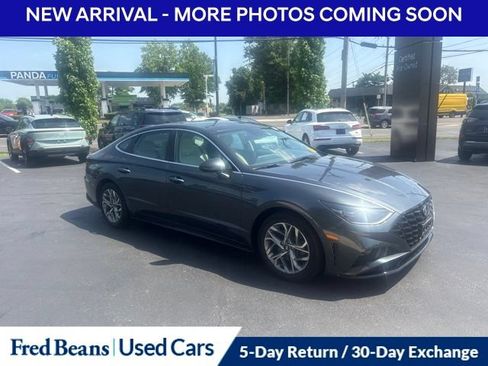 Used 2023 Hyundai Sonata SEL w/ Convenience Package FWD image 4