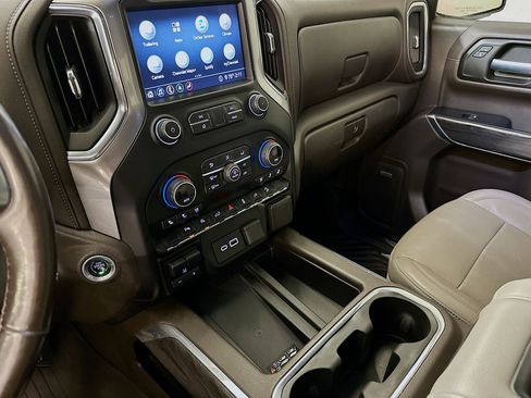 Used 2020 Chevrolet Silverado 1500 LTZ image 26