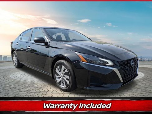 Certified 2025 Nissan Altima 2.5 S image 1