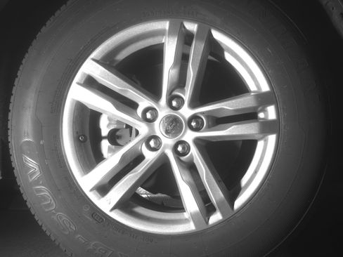 Used 2024 Ford Explorer XLT w/ Equipment Group 202A RWD image 13