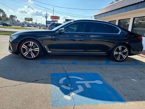Used 2019 BMW 740i image 5