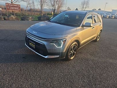New 2026 Kia Niro LX