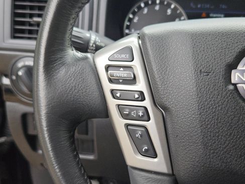 Used 2024 Nissan Titan SV w/ SV Convenience Package RWD image 21
