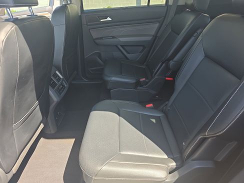 Used 2022 Volkswagen Atlas SEL image 17