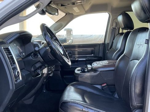 Used 2017 RAM 2500 Laramie image 10