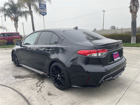 Used 2021 Toyota Corolla SE image 6