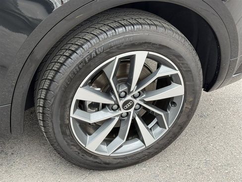 Used 2023 Audi Q5 2.0T Premium w/ Convenience Package image 36