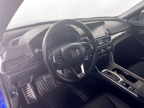Used 2022 Honda Accord Sport image 10