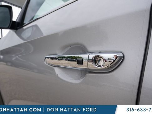 Used 2021 Hyundai Tucson Ultimate w/ Cargo Package FWD image 38