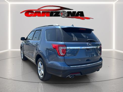 Used 2018 Ford Explorer XLT w/ Equipment Group 202A FWD image 8