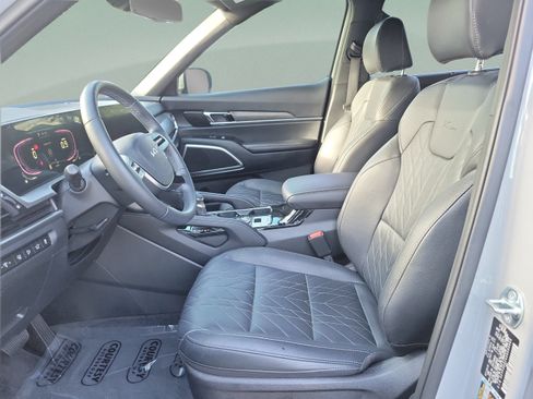 Used 2025 Kia Telluride EX X-Line AWD/4WD image 17