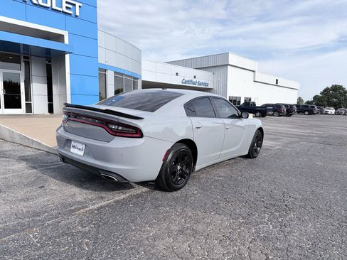 Used 2021 Dodge Charger SXT w/ Leather Interior Group RWD image 2