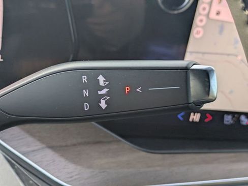 New 2025 Chevrolet Suburban High Country image 24