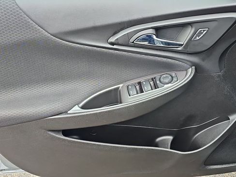 Used 2023 Chevrolet Malibu LS image 21