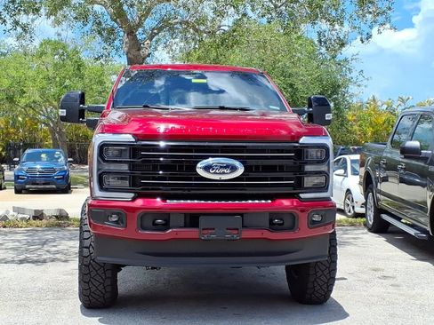 Used 2025 Ford F250 Platinum AWD/4WD image 2