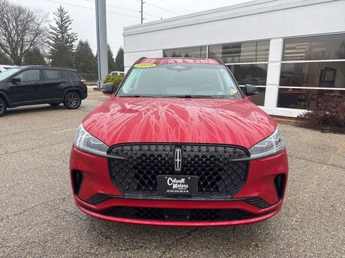 Used 2025 Lincoln Aviator Reserve w/ Equipment Group 201A image 5