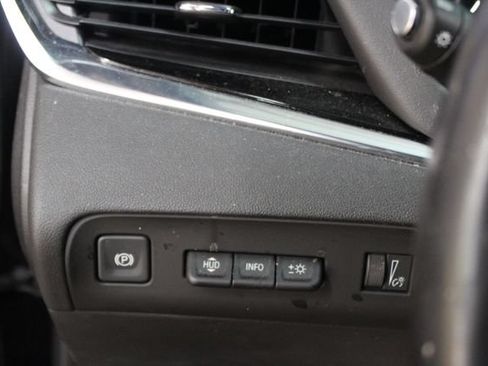 Used 2023 Buick Enclave Avenir w/ Avenir Technology Package AWD/4WD image 15