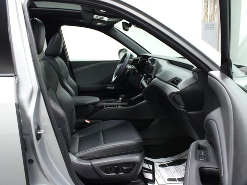 Used 2024 Lexus TX 350 AWD w/ Captains Chair Package image 17