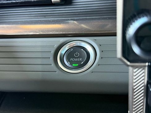 Used 2025 GMC Hummer EV 2X AWD/4WD image 27
