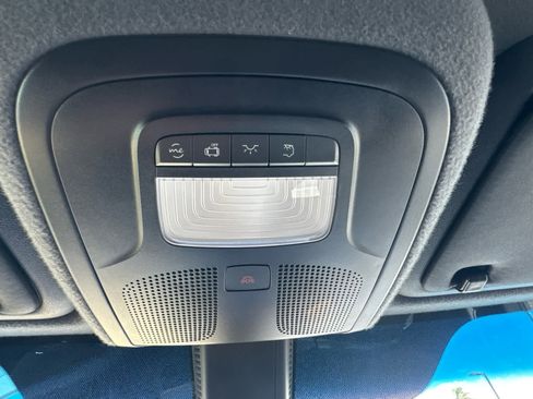 Used 2025 Mercedes-Benz Sprinter 2500 image 24
