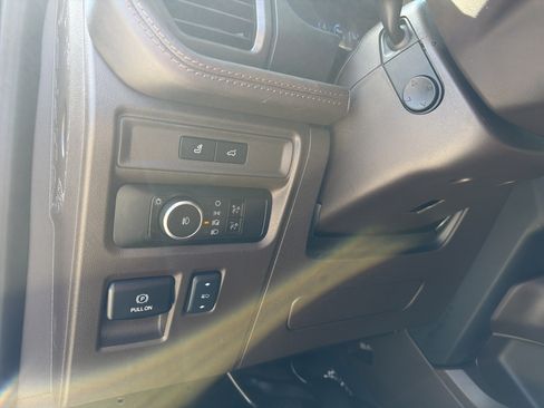 Used 2024 Ford Expedition Max King Ranch RWD image 24