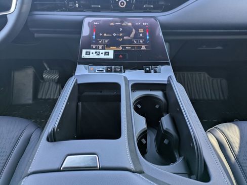 New 2026 INFINITI QX80 4WD w/ Sport Exterior Package image 21