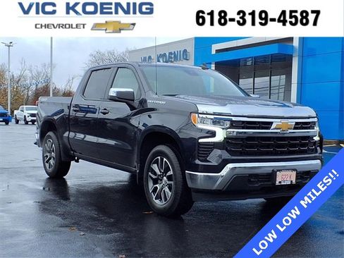 Used 2022 Chevrolet Silverado 1500 LT image 1