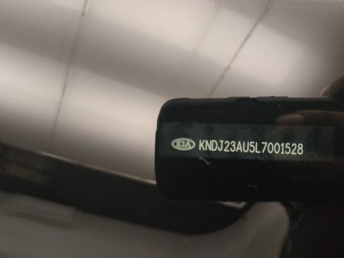Used 2020 Kia Soul LX FWD image 33