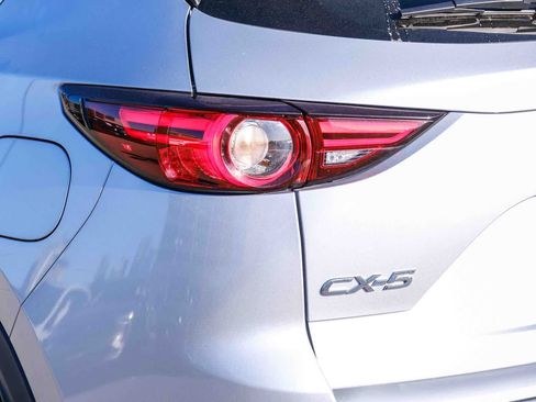 Used 2017 MAZDA CX-5 Grand Touring FWD image 7
