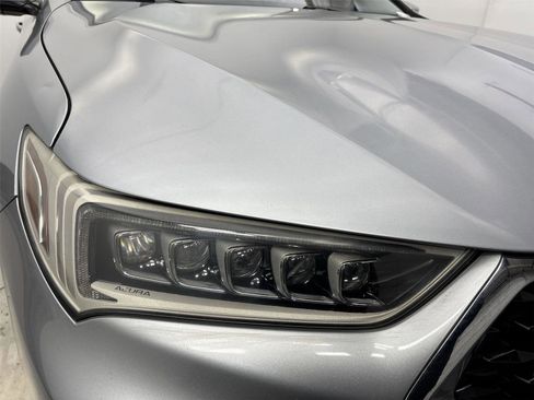 Used 2019 Acura TLX FWD image 18