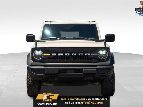 Used 2025 Ford Bronco Big Bend AWD/4WD image 2