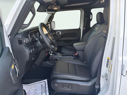 New 2025 Jeep Wrangler Unlimited Rubicon 392 image 9