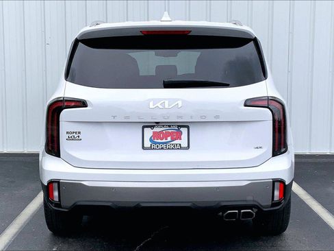 Used 2025 Kia Telluride EX AWD/4WD image 4