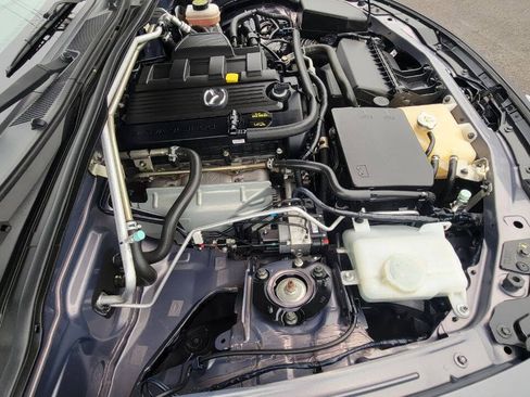 Used 2007 MAZDA MX-5 Miata Sport RWD image 31