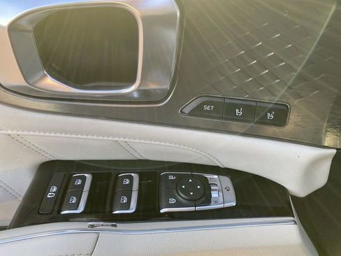 Used 2023 Kia Sorento SX Prestige w/ Panoramic Sunroof Package image 14