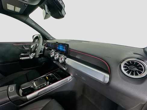 Certified 2023 Mercedes-Benz GLB 35 AMG 4MATIC image 39