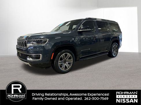 Used 2024 Jeep Wagoneer Series II image 2