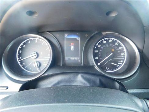 Used 2023 Toyota Camry SE FWD image 17